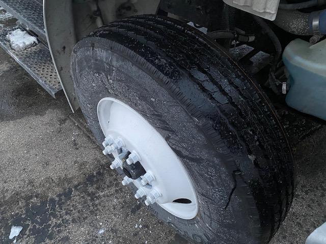 2022 Freightliner Business Class M2 106-15