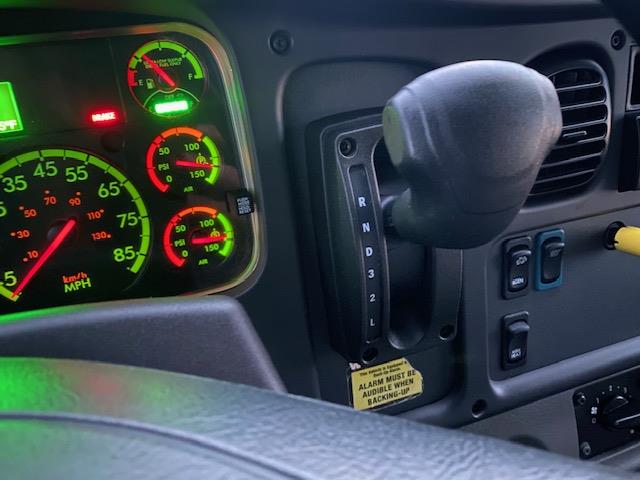 2022 Freightliner Business Class M2 106-20