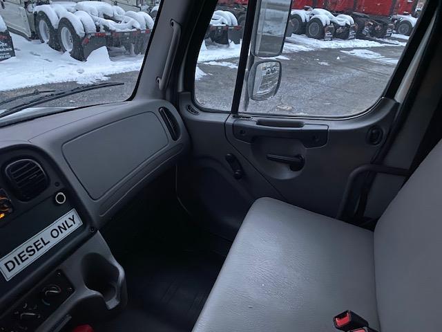 2022 Freightliner Business Class M2 106-22