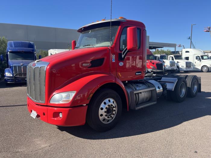 2020 Peterbilt 579-0