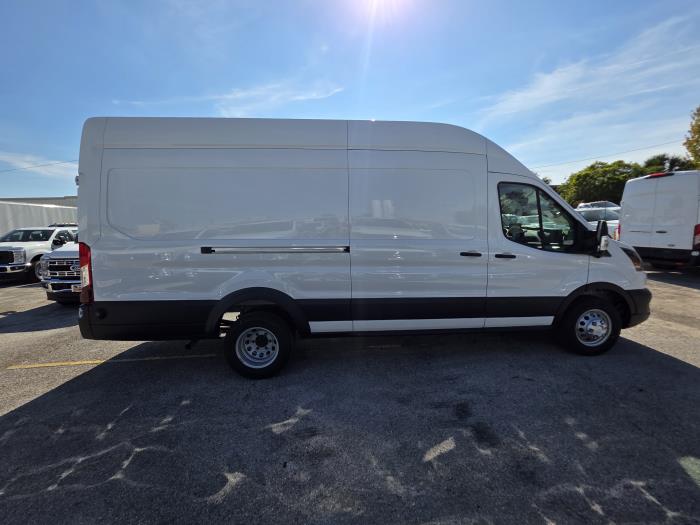 2026 Ford Transit 350 HD-4