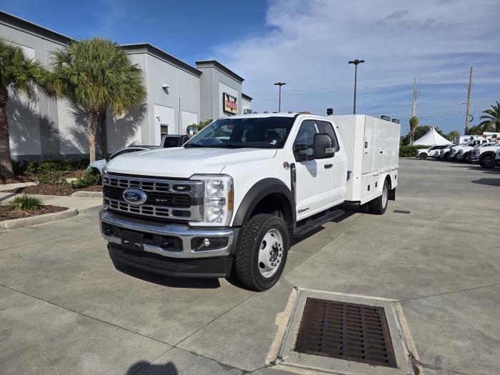 2026 Ford F-550-1