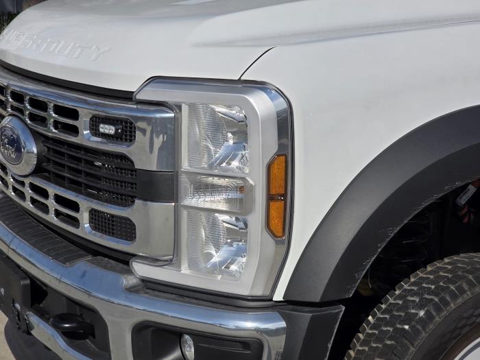 2026 Ford F-550-9
