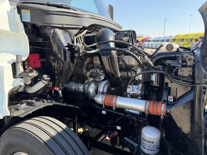 2022 Freightliner Cascadia-19