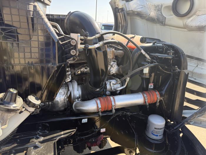 2022 Freightliner Cascadia-20