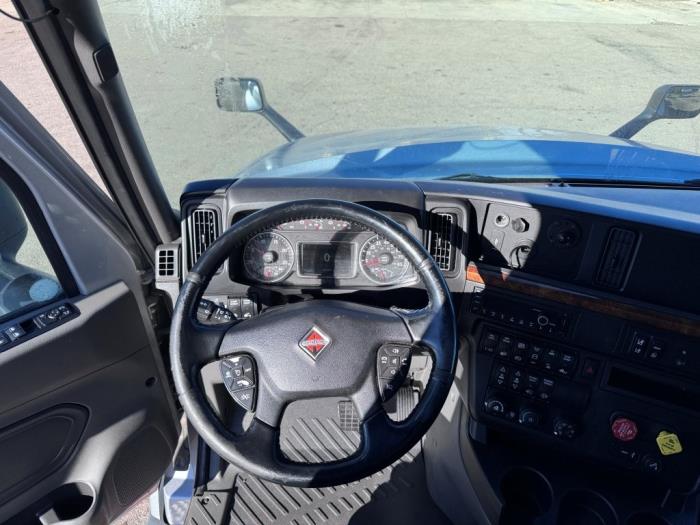 2022 International LT625-23