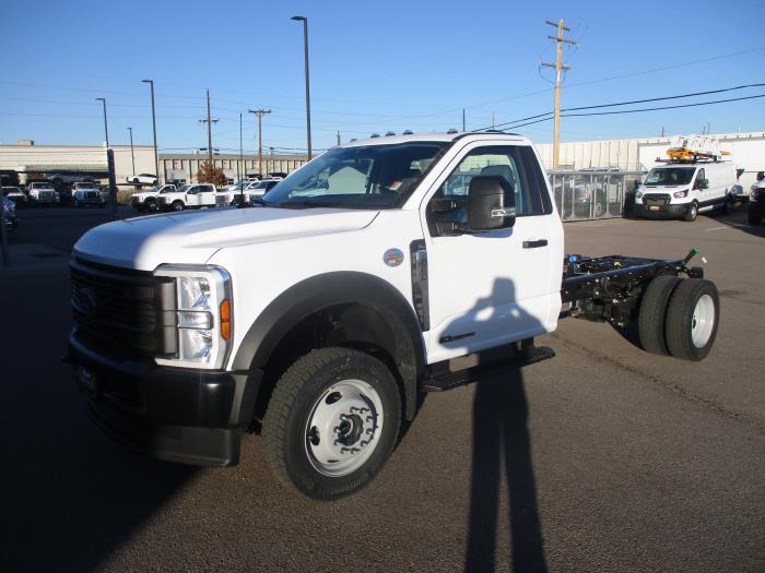 2026 Ford F-550-1