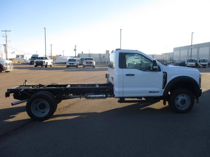 2026 Ford F-550-5