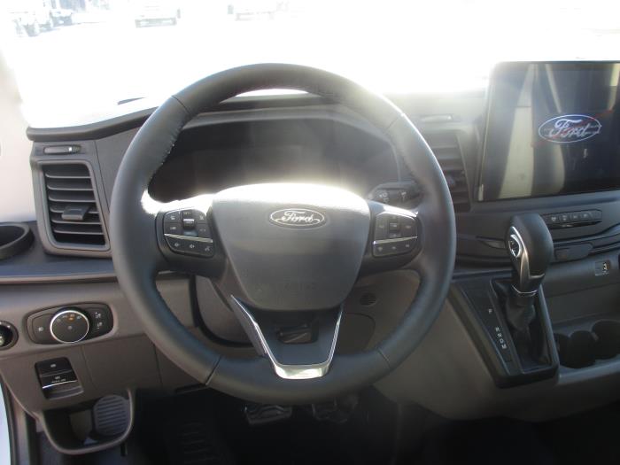 2026 Ford Transit-350-13