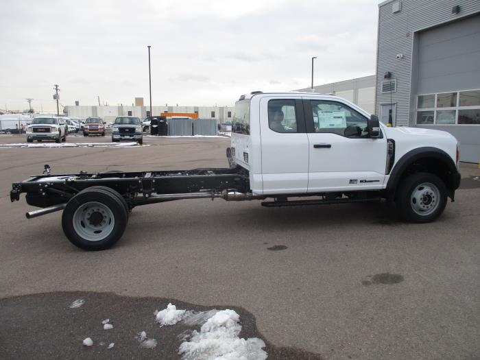 2026 Ford F-550-6