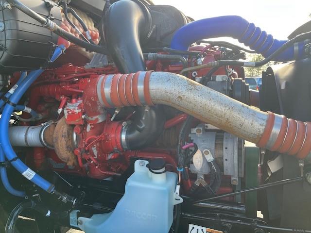 2022 Peterbilt 579-15