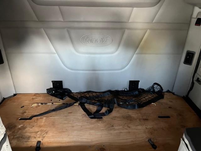 2022 Peterbilt 579-23