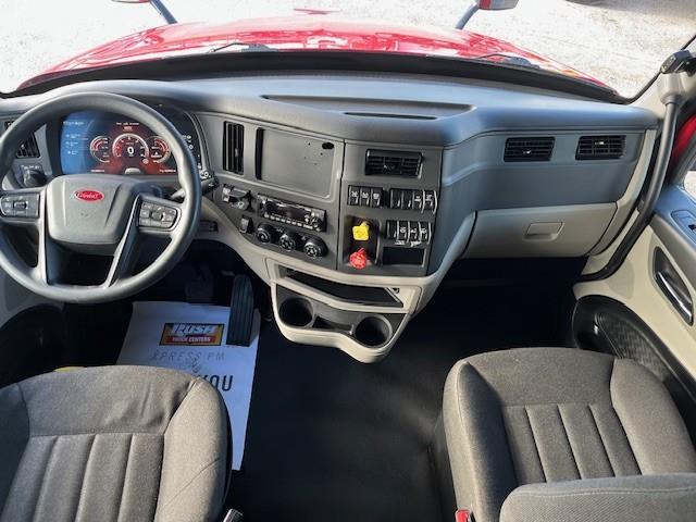 2022 Peterbilt 579-24