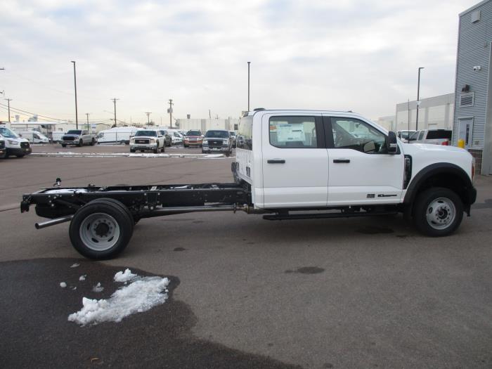 2026 Ford F-550-6