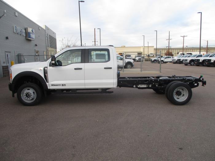 2026 Ford F-550-2