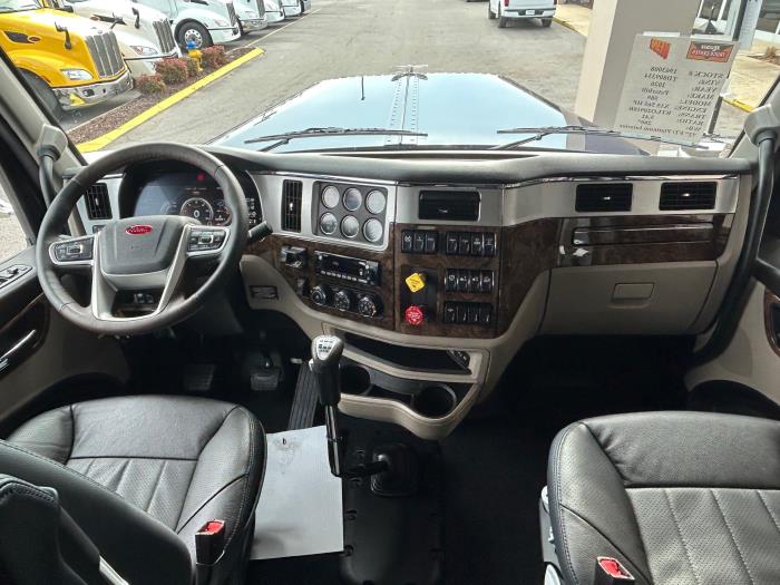 2026 Peterbilt 589-3