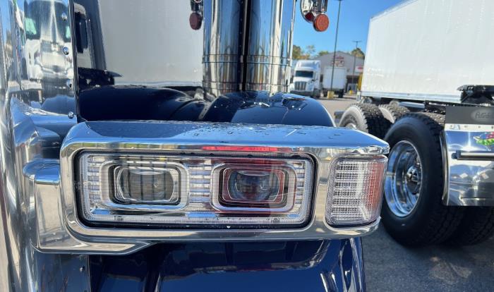 2026 Peterbilt 589-9