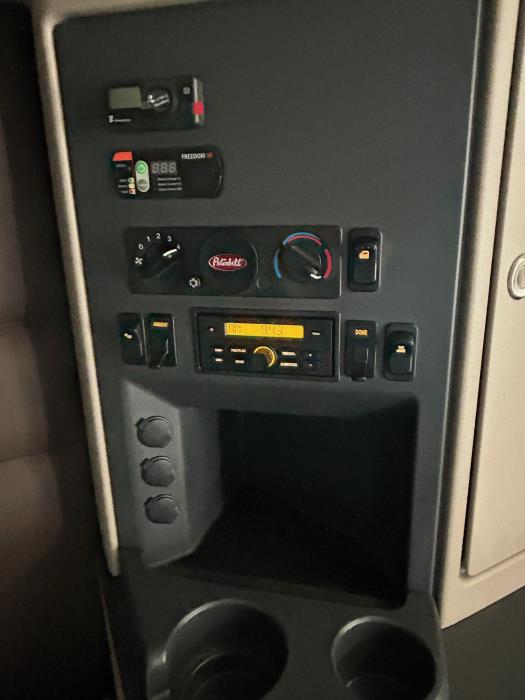 2026 Peterbilt 567-5