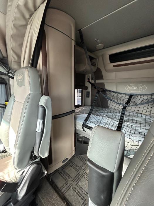2026 Peterbilt 567-6