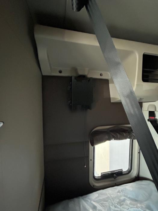 2026 Peterbilt 567-10