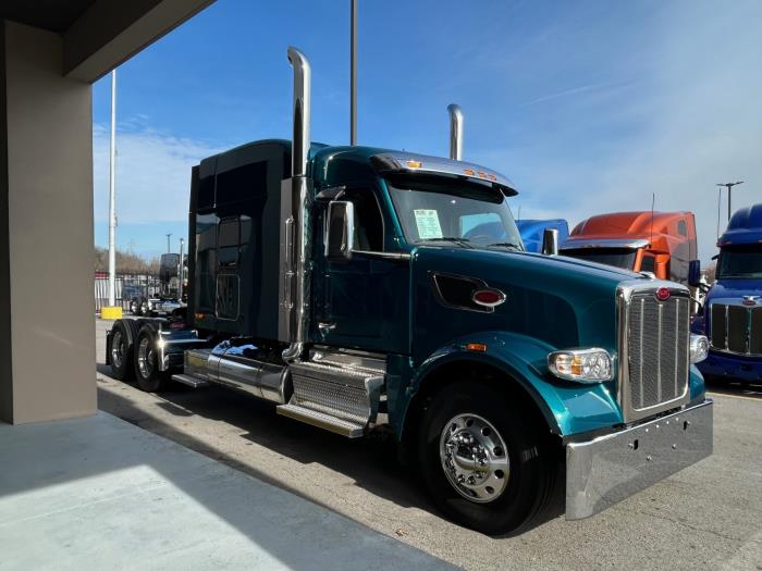 2026 Peterbilt 567-11