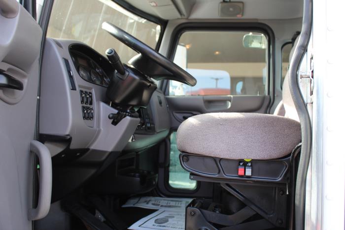 2020 Peterbilt 337-9