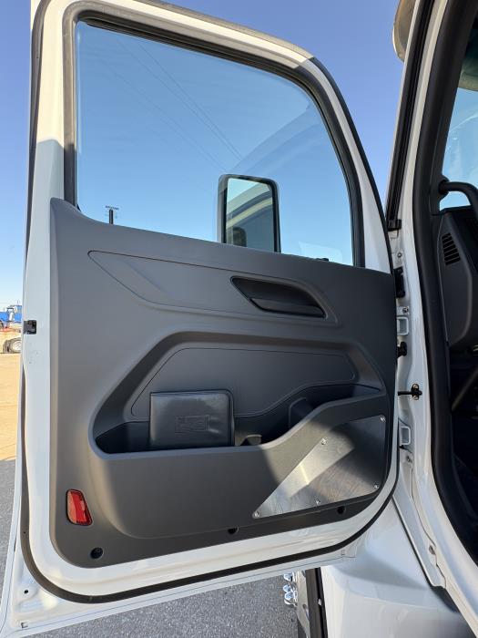 2026 Peterbilt 537-9