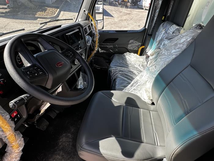 2025 Peterbilt 536-13