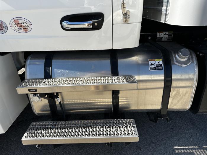 2025 Peterbilt 536-9