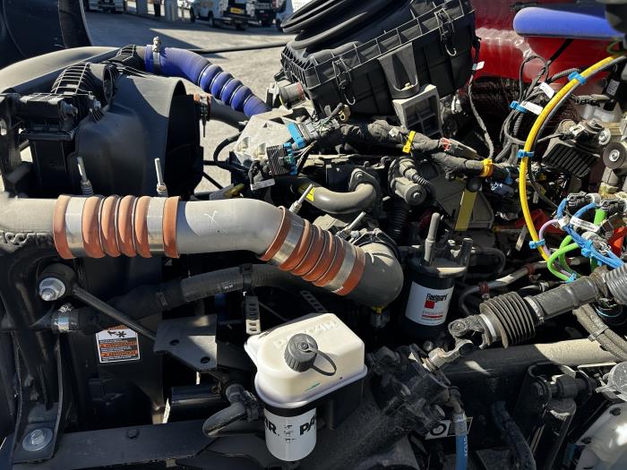 2025 Peterbilt 536-11