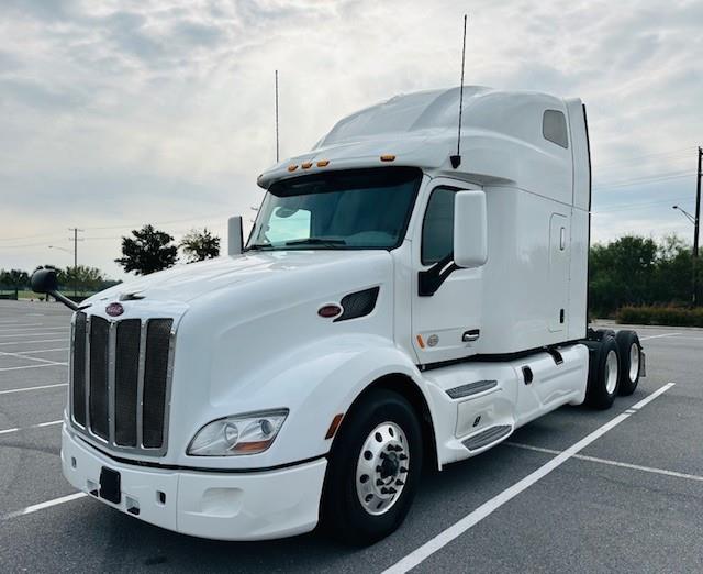 2022 Peterbilt 579-1