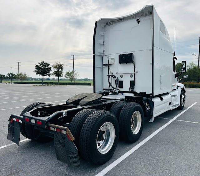 2022 Peterbilt 579-5