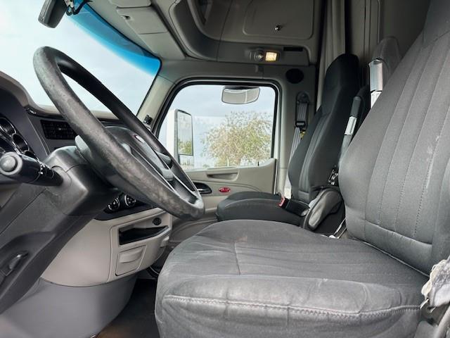 2022 Peterbilt 579-10
