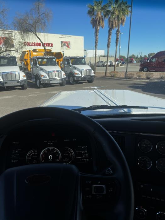 2026 Peterbilt 589-27