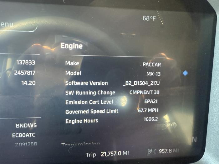 2025 Kenworth T880-6