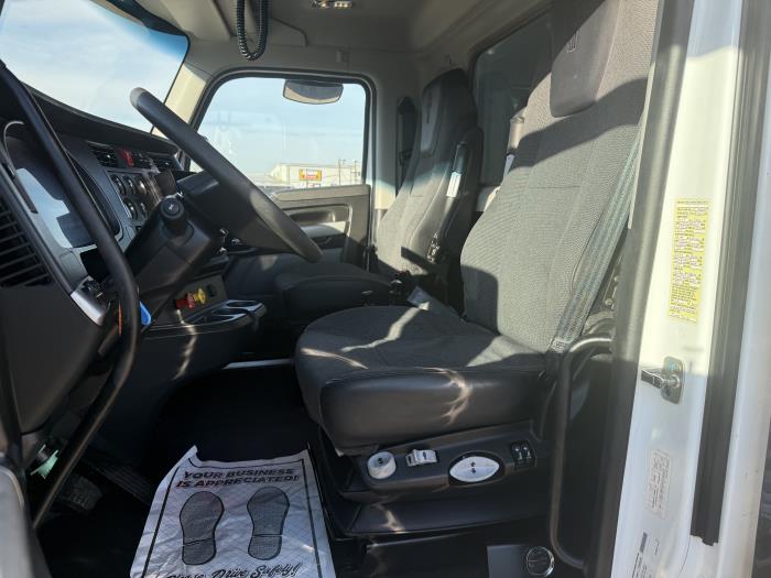 2025 Kenworth T880-15
