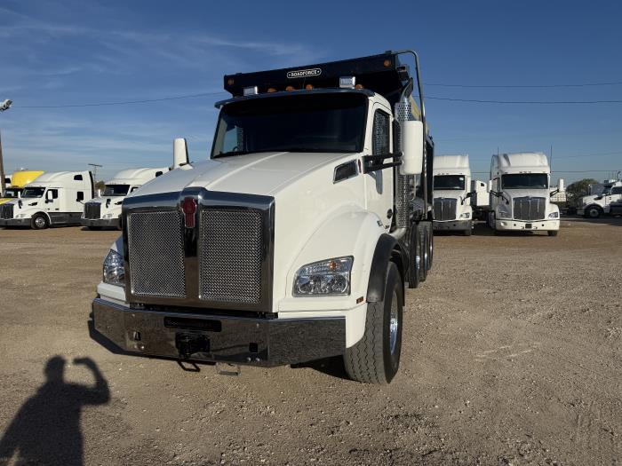 2025 Kenworth T880-19