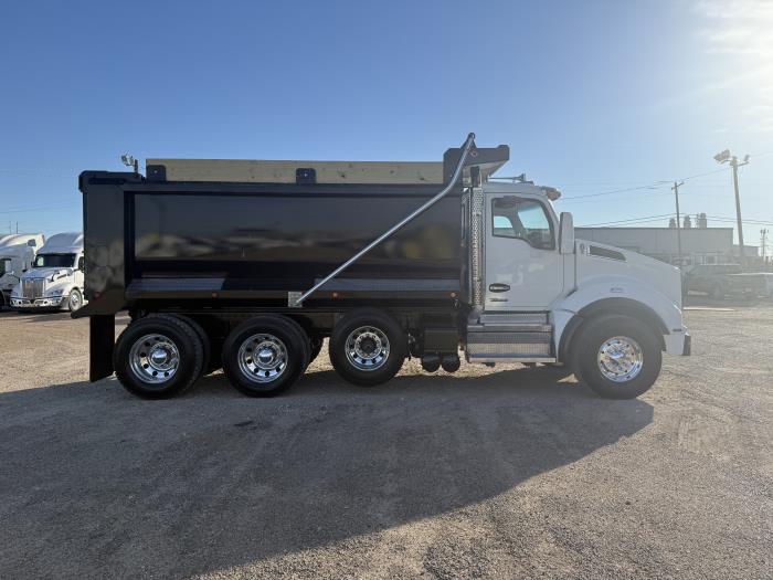 2025 Kenworth T880-27