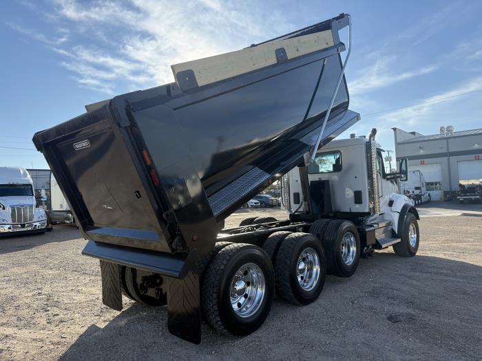 2025 Kenworth T880-3