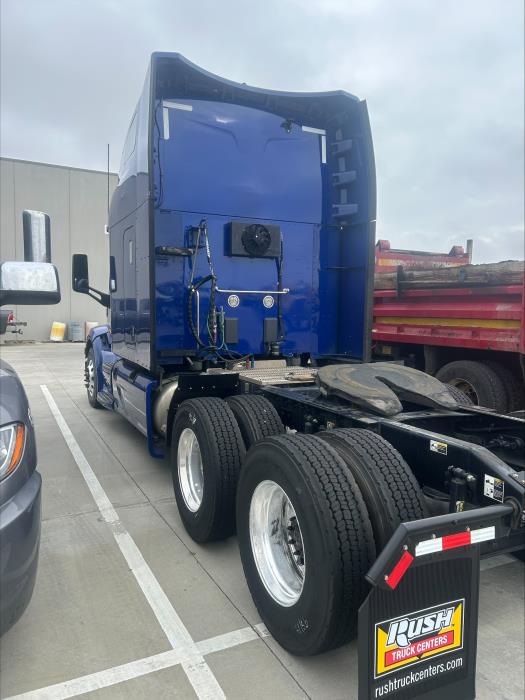 2022 Peterbilt 579-4