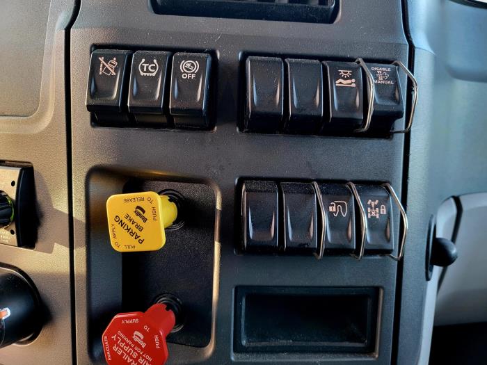 2022 Peterbilt 579-22