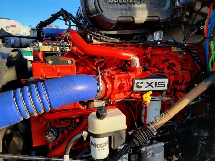 2022 Peterbilt 579-25