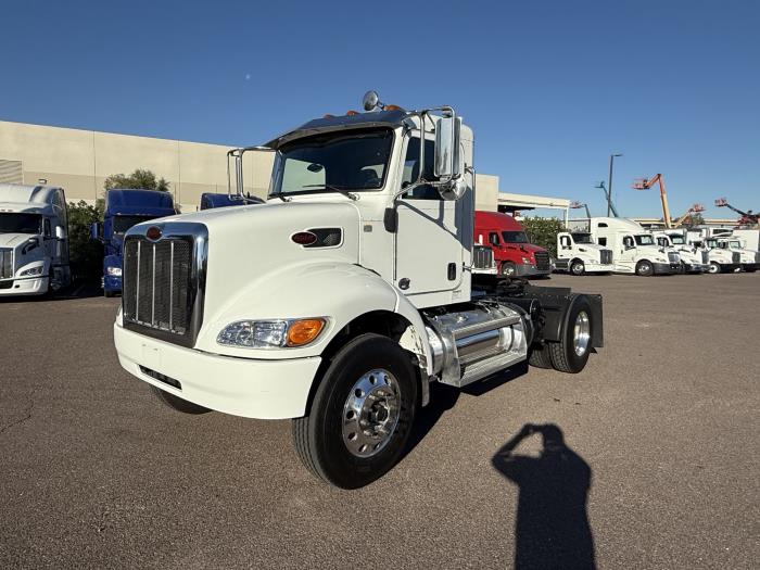 2018 Peterbilt 337-1