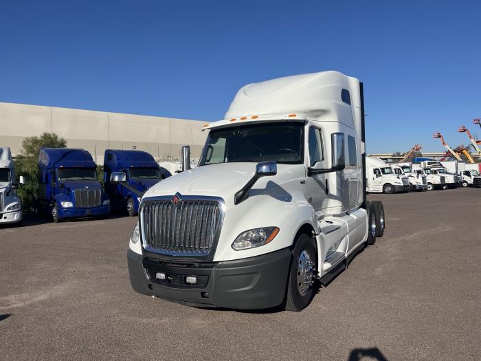 2020 International LT625-1