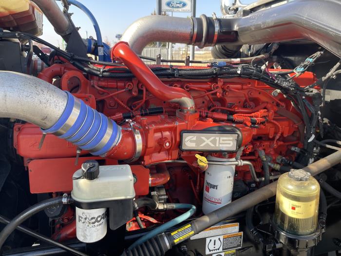 2022 Peterbilt 389-28