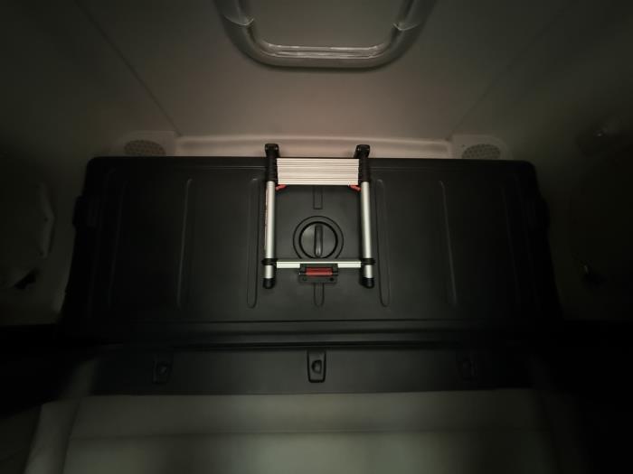 2022 Freightliner Cascadia-15