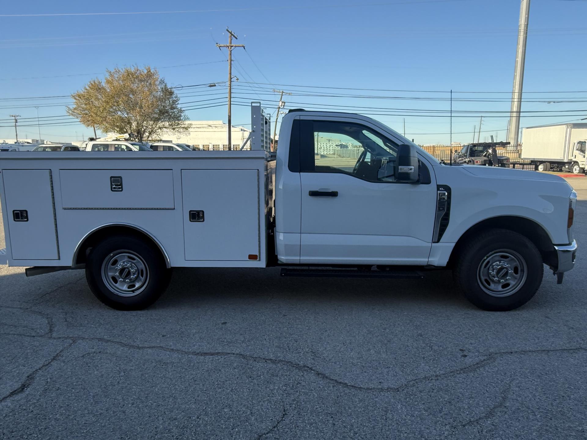 New 2025 Ford F-250 - photo 6