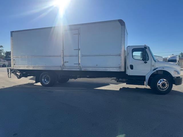 2020 Freightliner Business Class M2 106-4