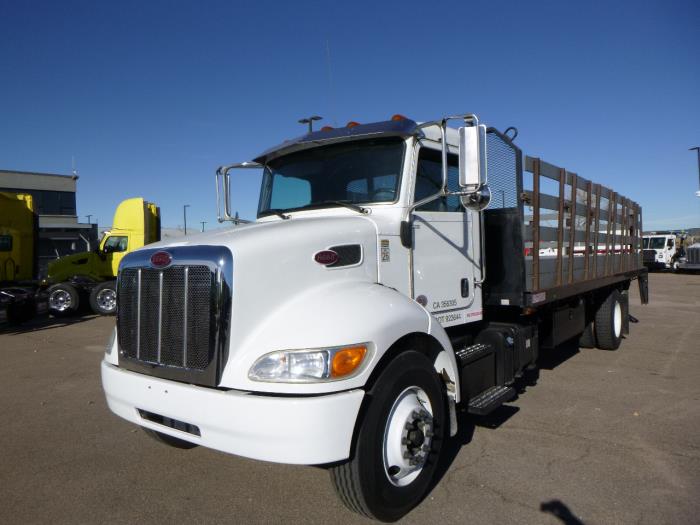 2020 Peterbilt 330-1