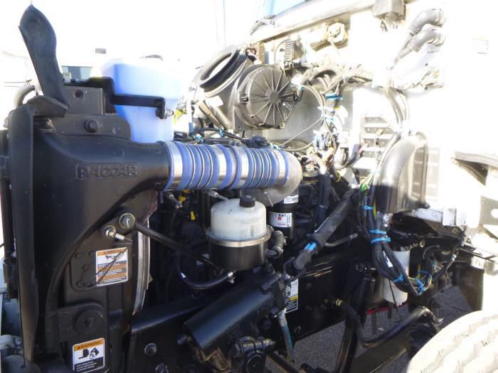 2020 Peterbilt 330-14